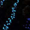 300 Stück Bunt Leuchtsteine,Leuchtender Stein,Leuchtende Kieselsteine,Gartensteine,Dekoration für Gehwege Rasen Hof Gehweg Aquarium Wege (Blau, 17 * 13mm) - Image 8
